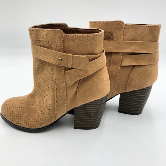 Qupid Tan Booties Size 5.5 - Picture 1 of 6